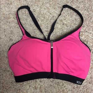 Full support sports bra